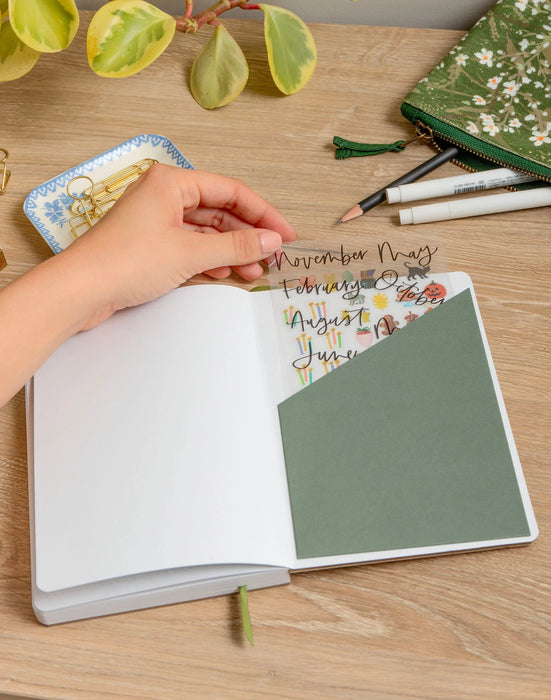 Clio Petite Planner: Undated