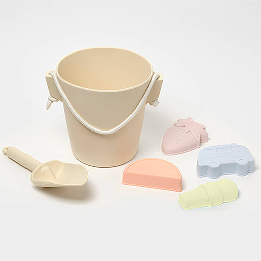 Apple Sorbet Silicone Bucket and Spade - Needle and Grain