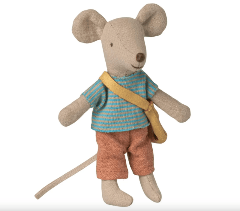 Little Brother Mouse with Bag - Needle and Grain