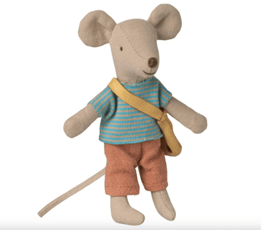 Little Brother Mouse with Bag - Needle and Grain