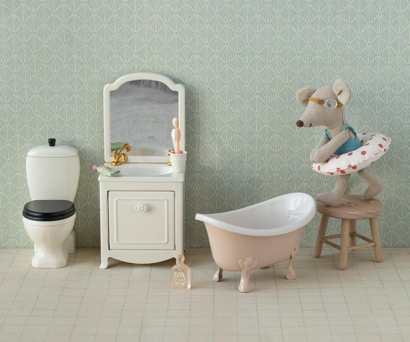 Maileg Bathtub - Mouse - Needle and Grain