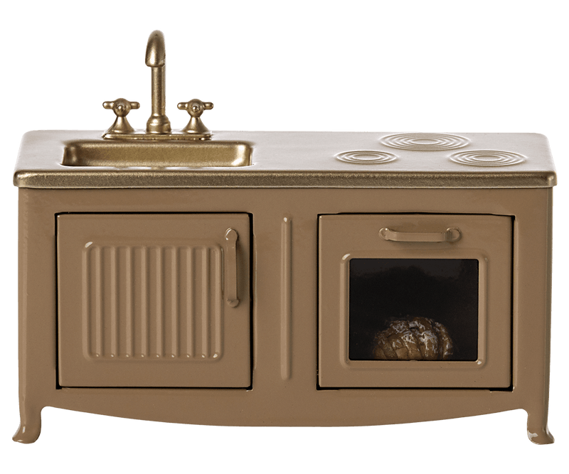 Mouse Kitchen in Light Brown - Needle and Grain