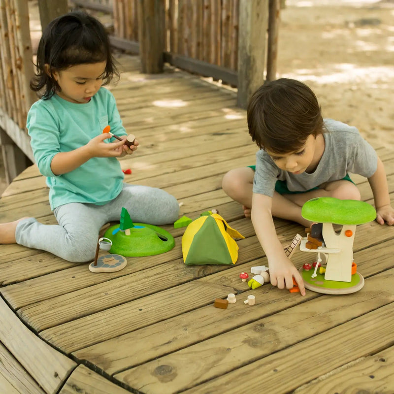 Nature Adventure Tree House Toy - Needle and Grain
