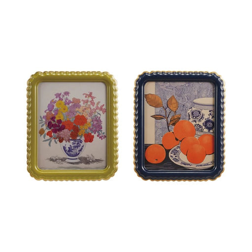 Scalloped Photo Frame w/ Gold Finish Edge - Needle and Grain