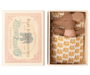 Sleepy Wakey Baby Mouse in Matchbox in Rose - Needle and Grain