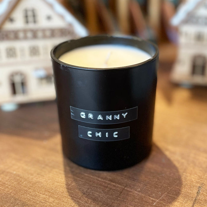 Granny Chic Candle